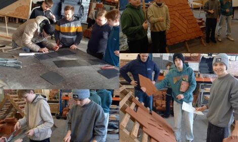 Mehrere Schüler beim Besuch der Landesberufsschule für das Dachdeckerhandwerk